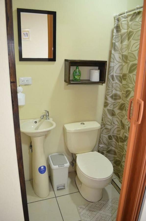 #5 Private Room Close To Airport アラフエラ エクステリア 写真